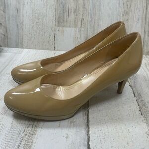 Cole Haan Pumps Womens 9B Nude Tan Patent Leather Kitten Heel Office Work